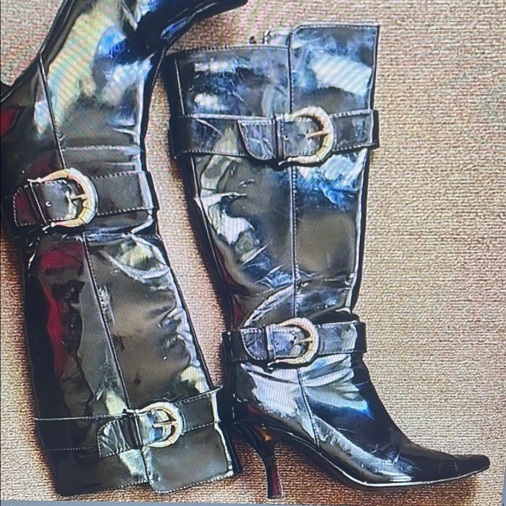 Black Patent Leather Heeled Boots